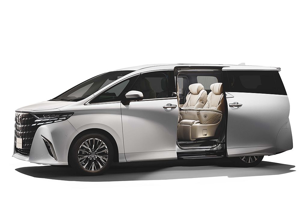 白色 Toyota Alphard 側面開門